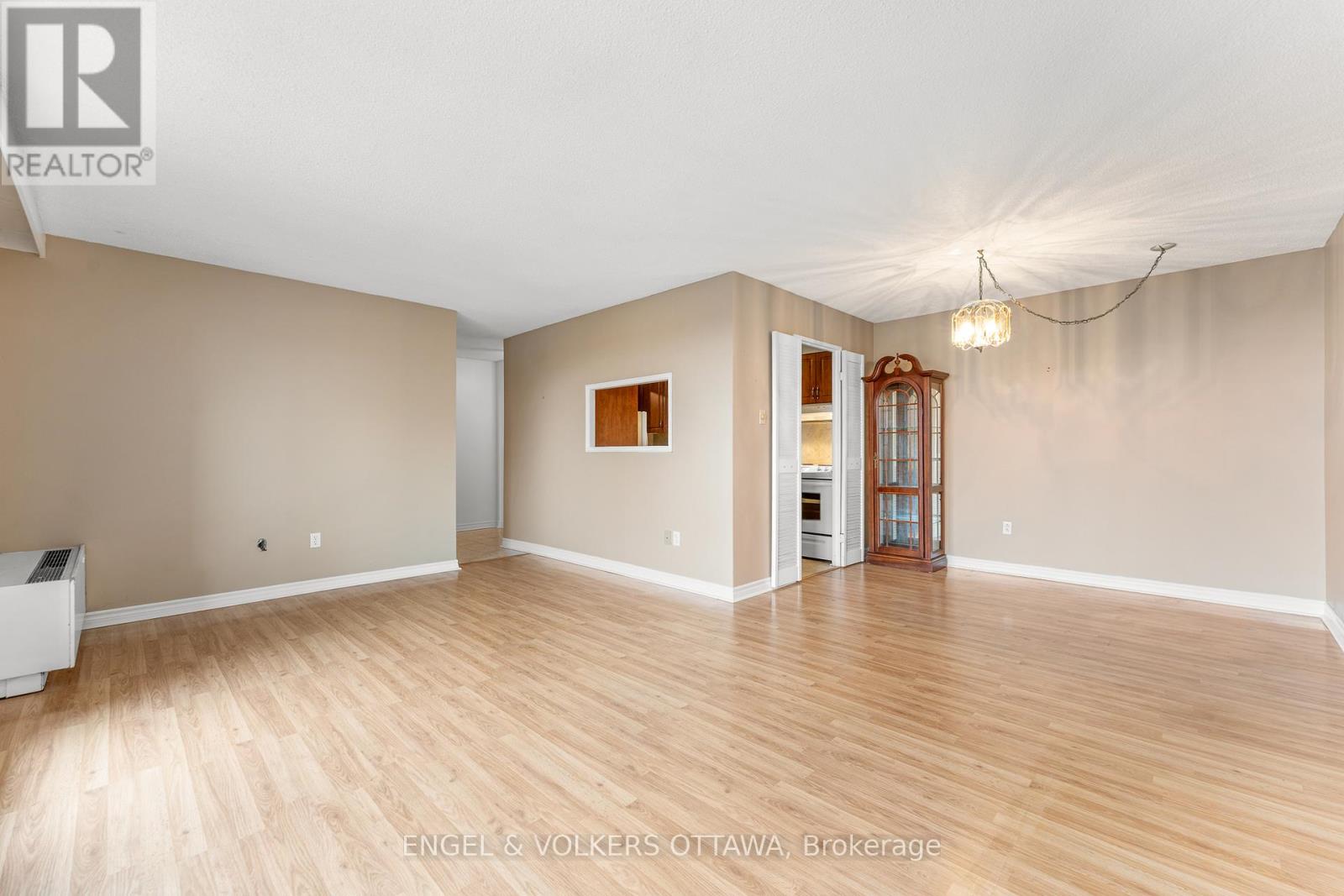 704 - 1025 Richmond Road