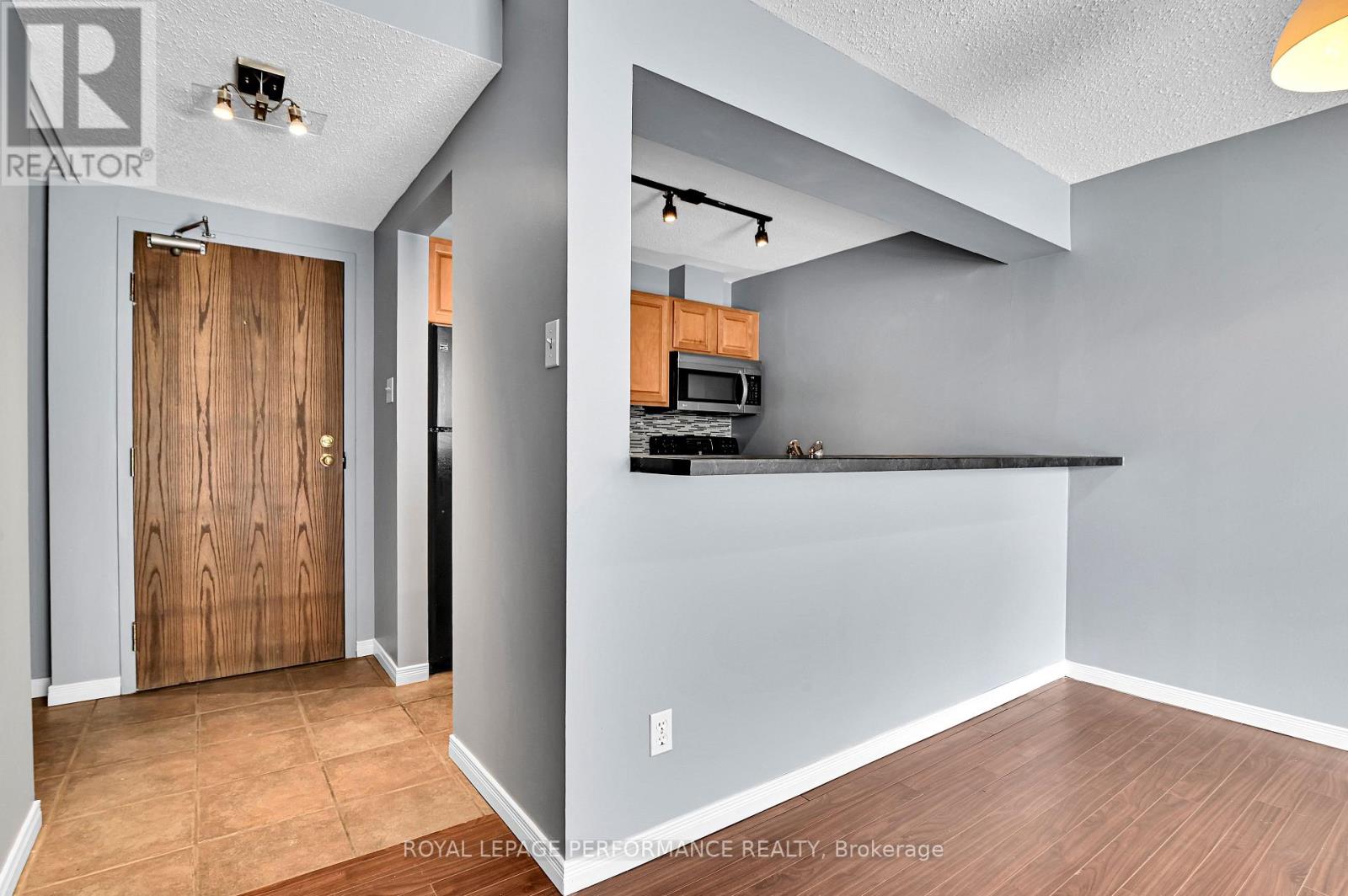 501 - 154 Nelson Street