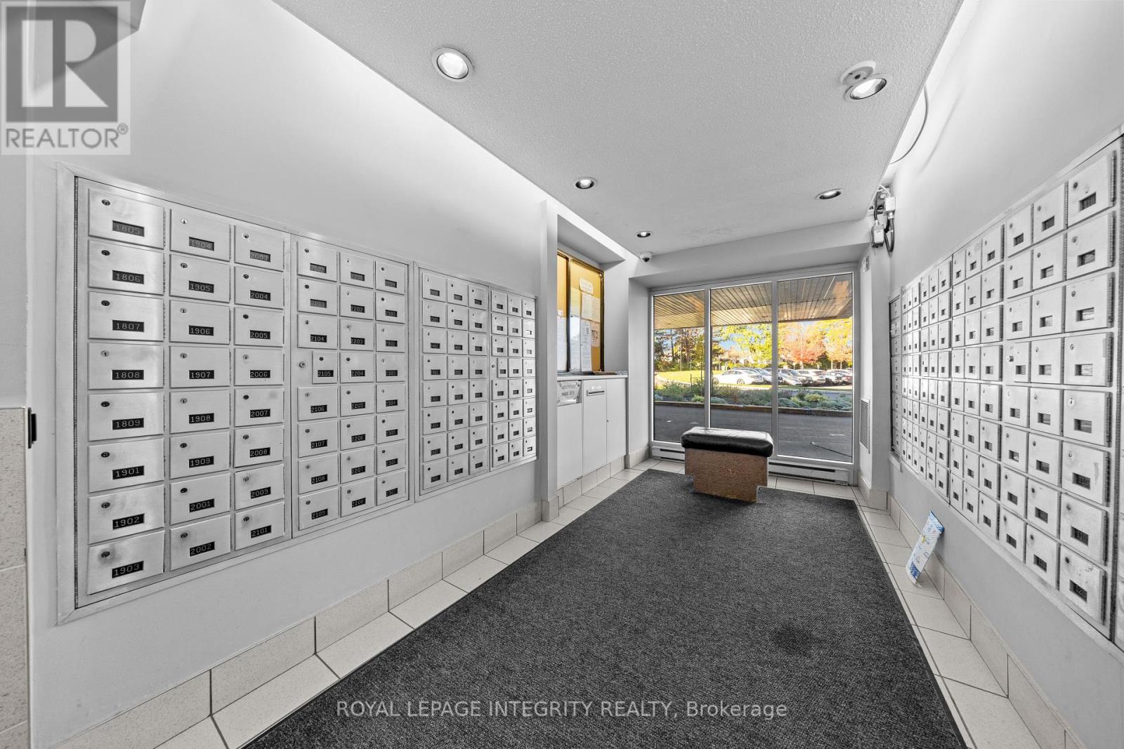 1201 - 900 Dynes Road