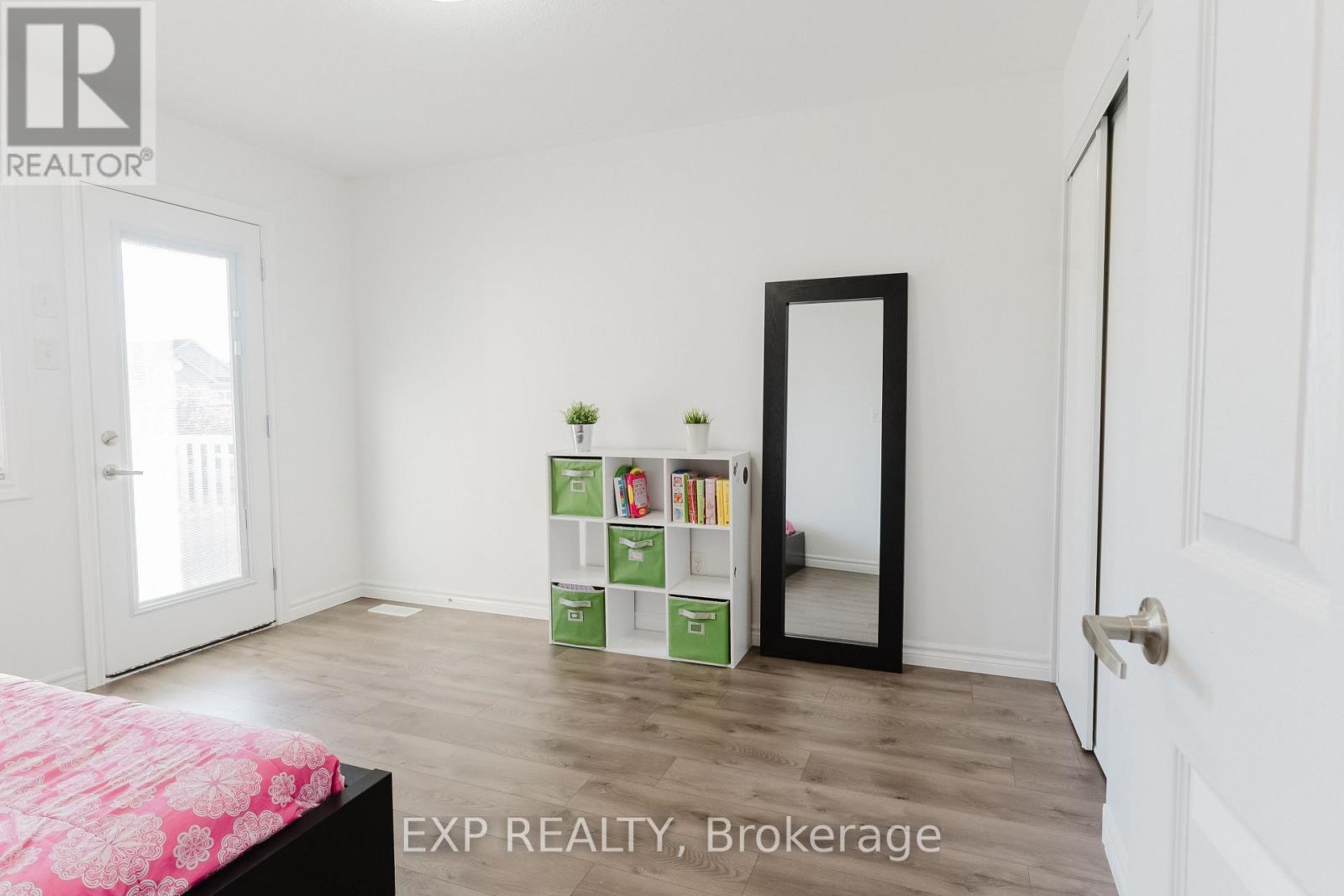 424 Catherine St Unit 200