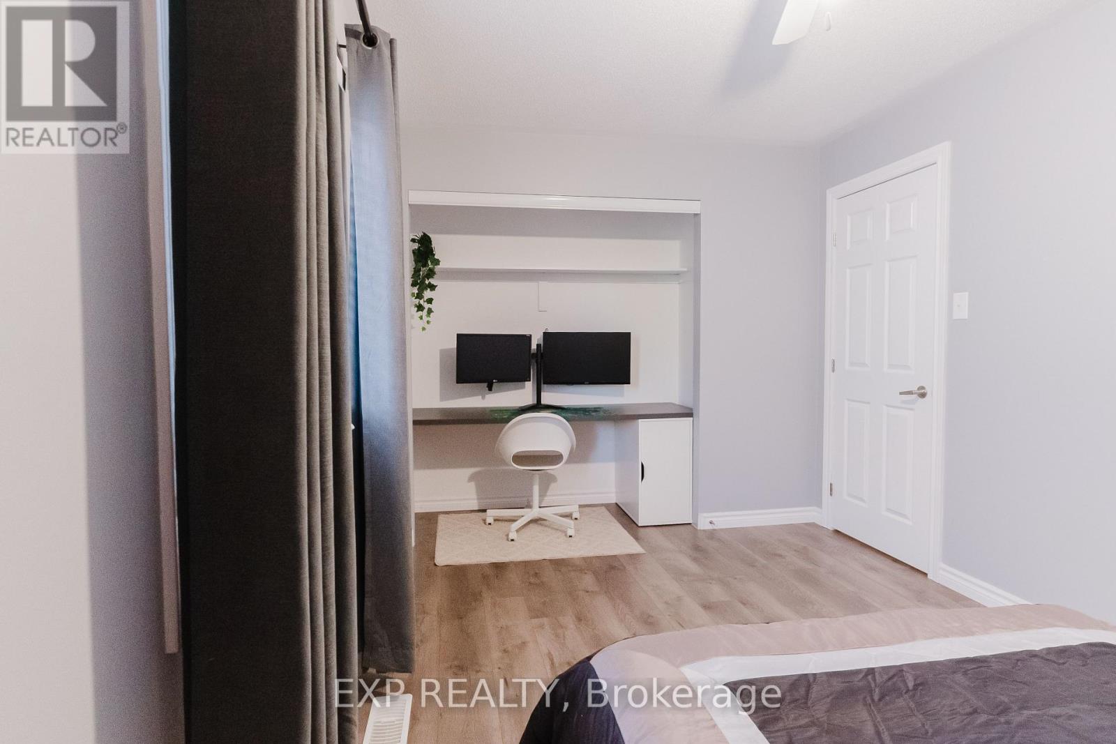 424 Catherine St Unit 200