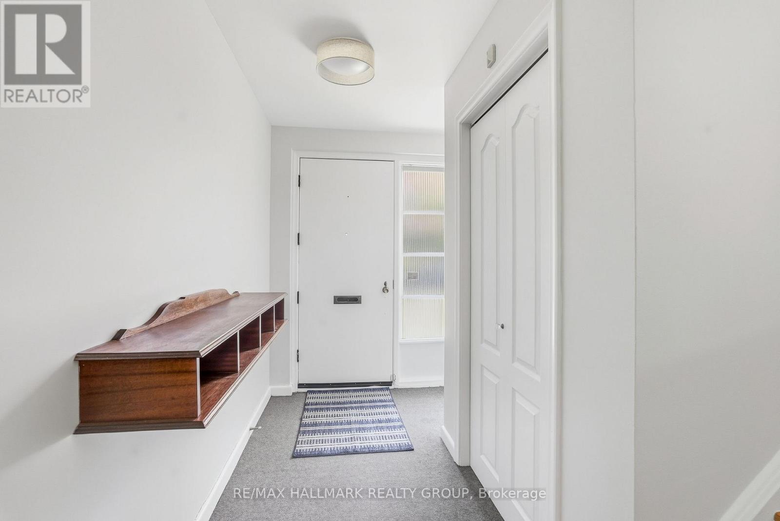 1760 Laxton Crescent