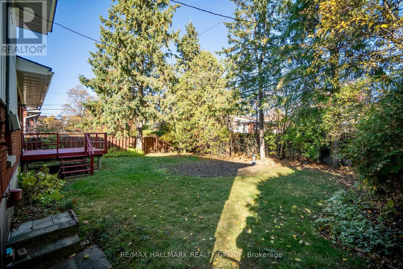 1760 Laxton Crescent