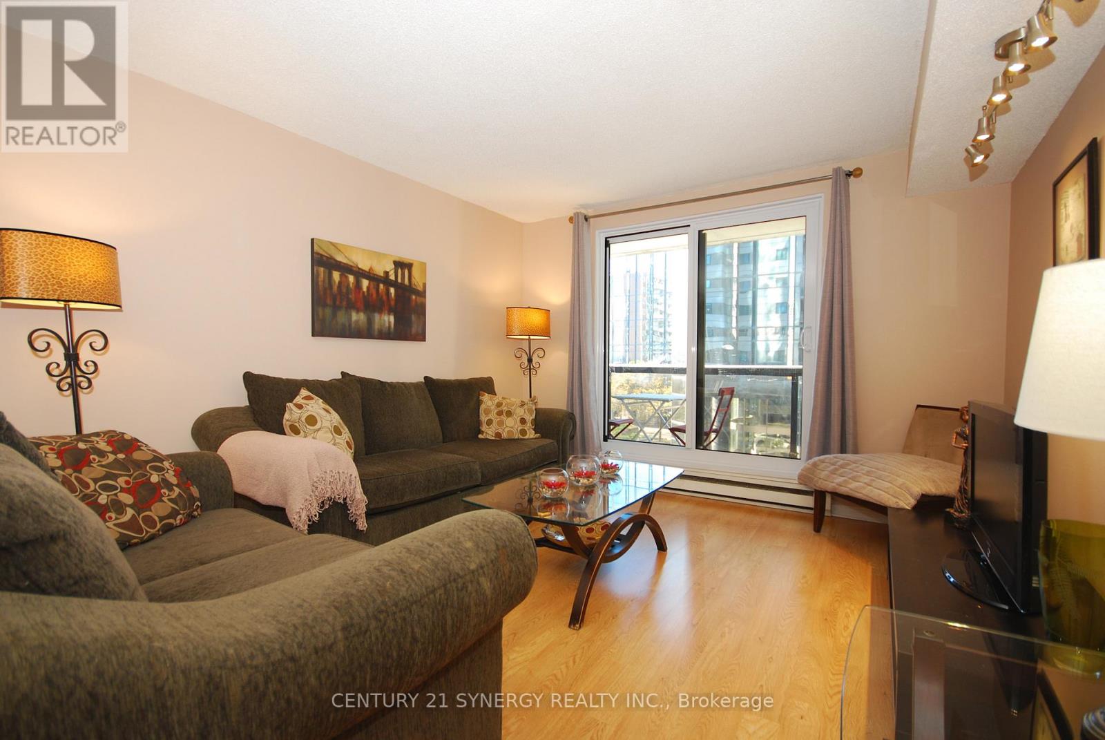 309 - 199 Kent Street