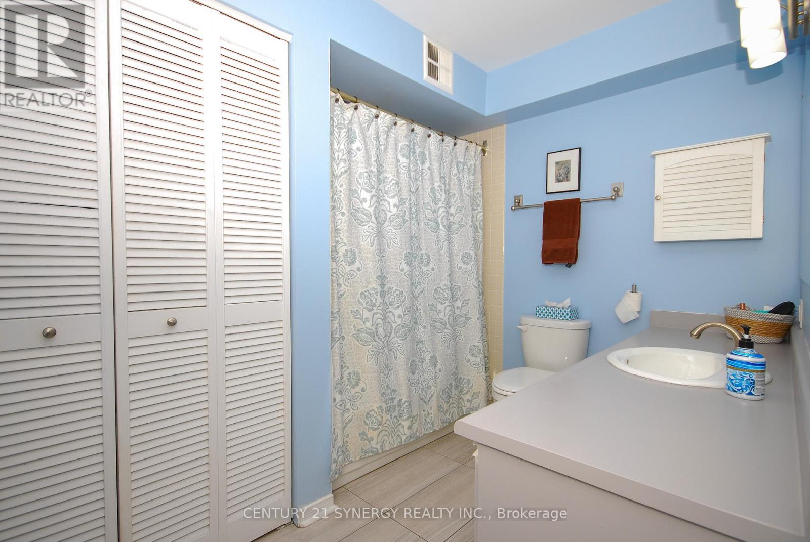 309 - 199 Kent Street