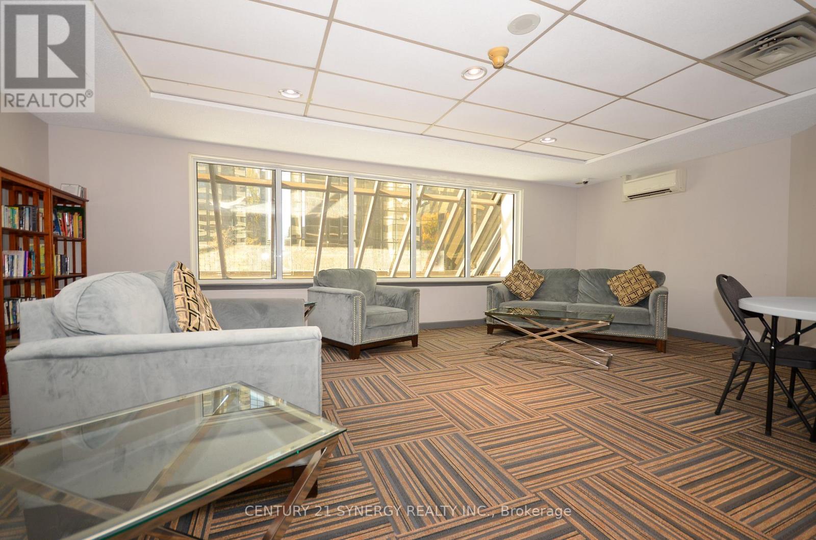 309 - 199 Kent Street