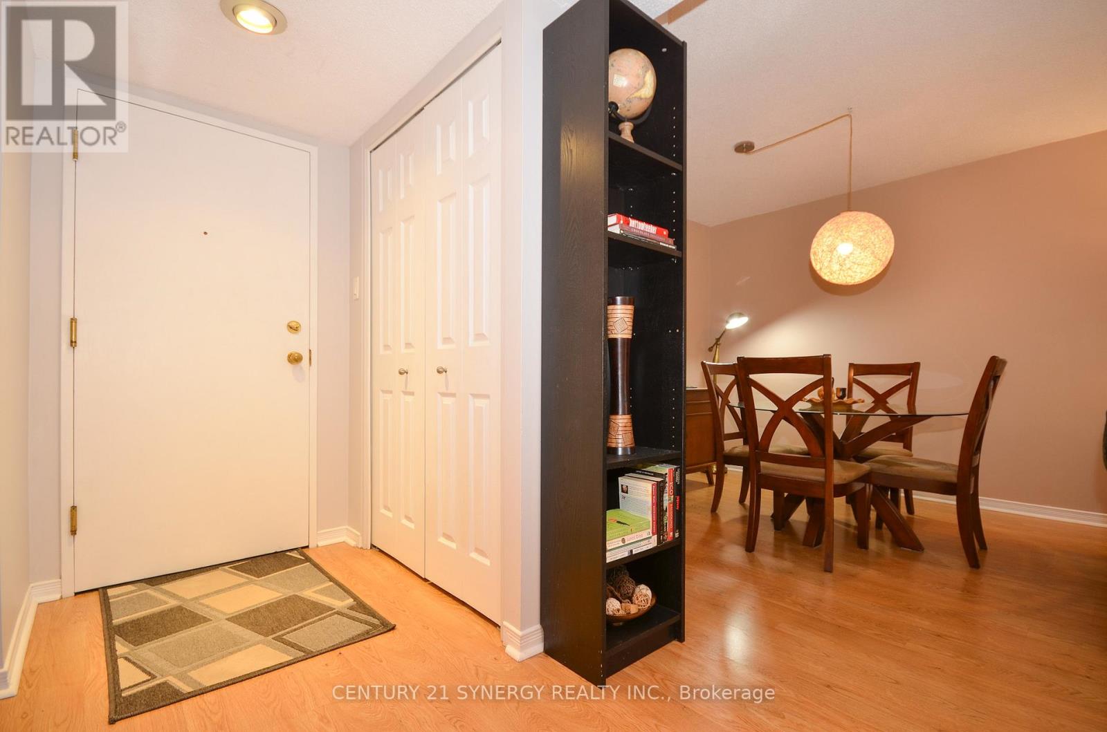 309 - 199 Kent Street