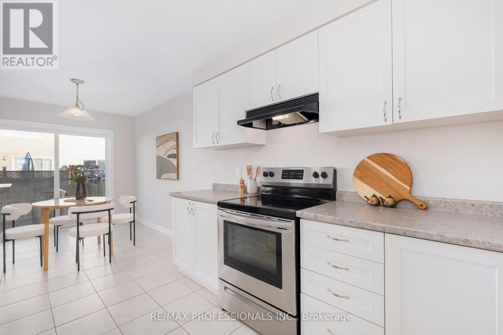 2241 Watercolours Way