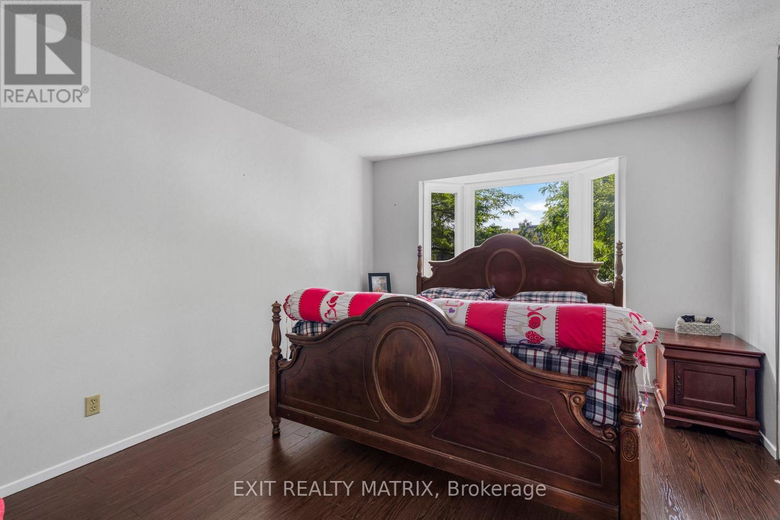 26 - 42 Oakhaven Private