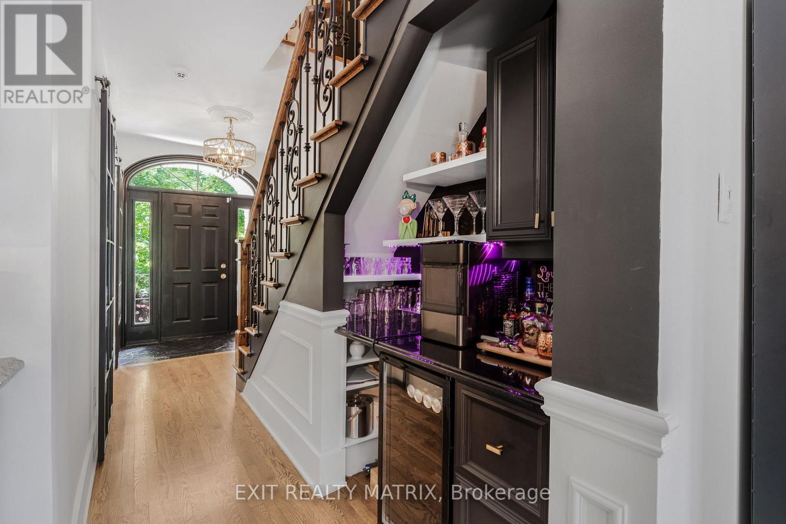 1271 Georges Vanier Drive