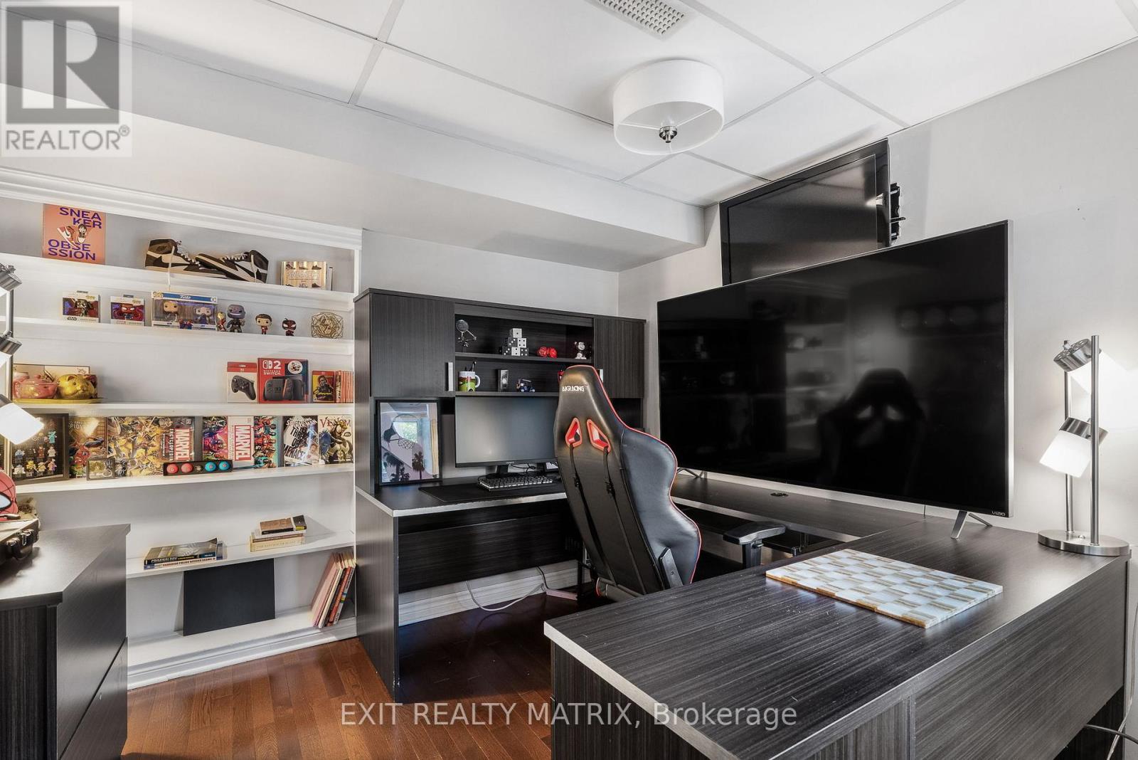 1271 Georges Vanier Drive