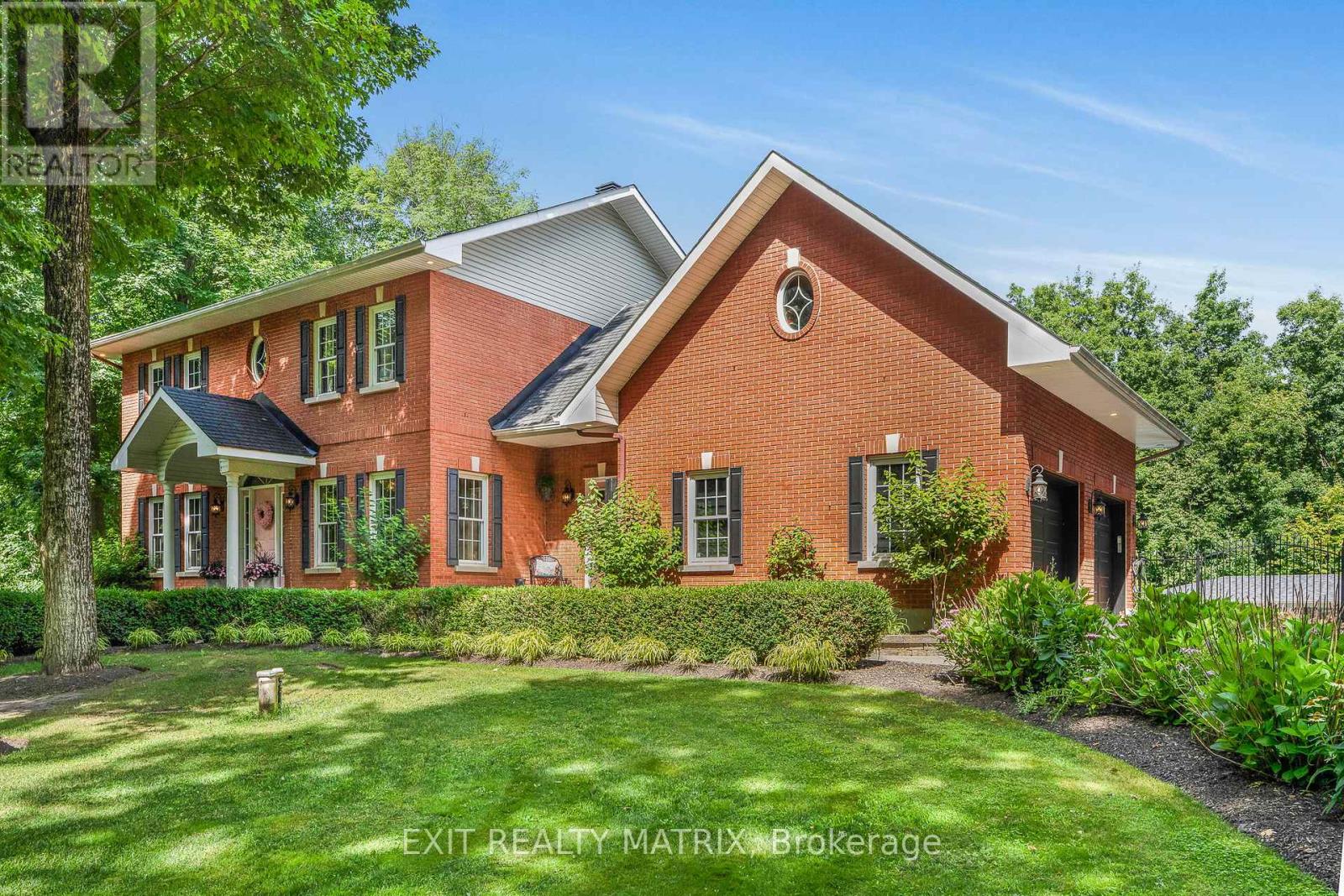 1271 Georges Vanier Drive