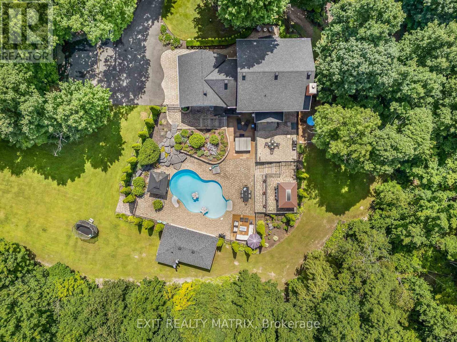 1271 Georges Vanier Drive