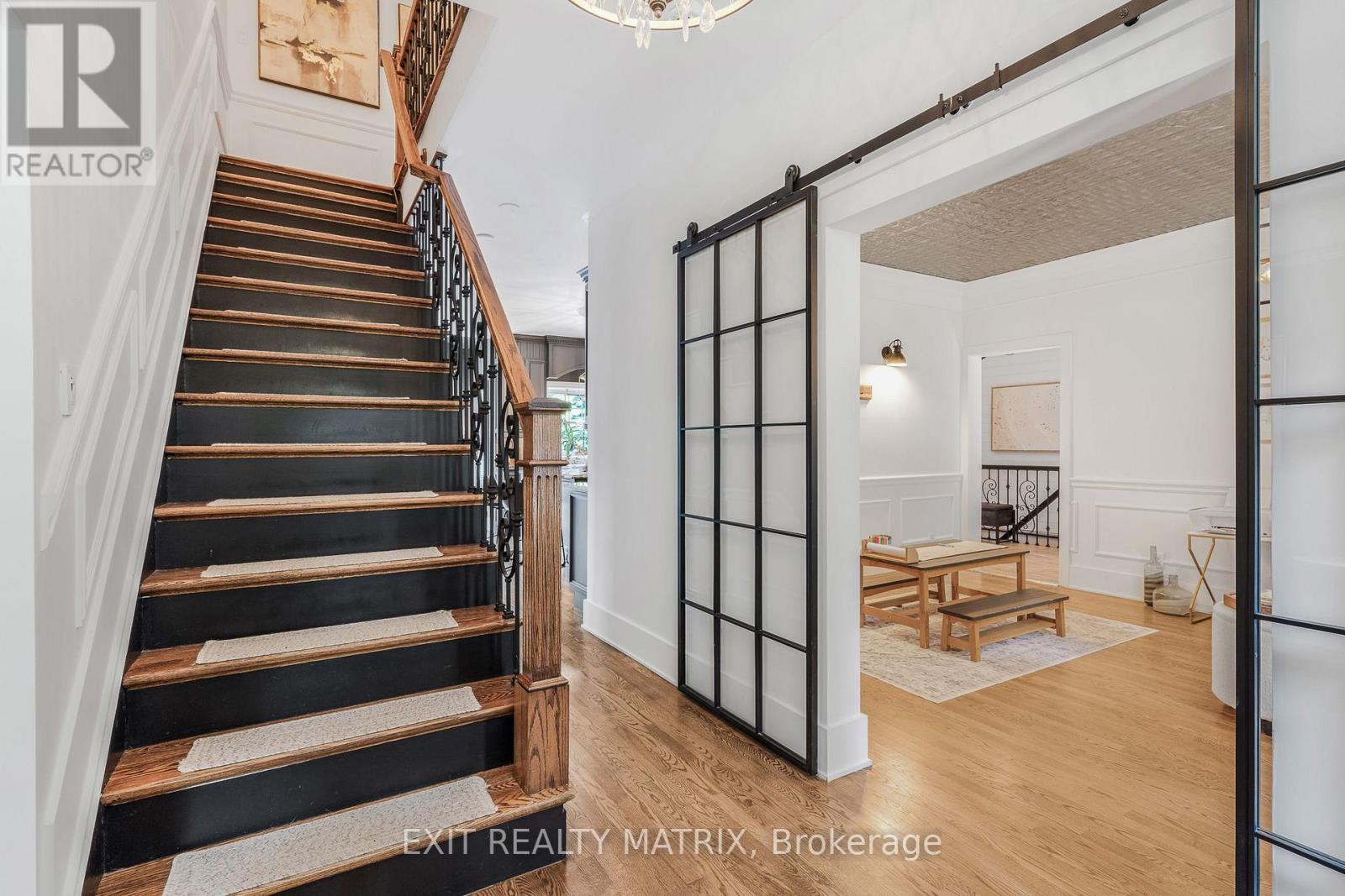 1271 Georges Vanier Drive