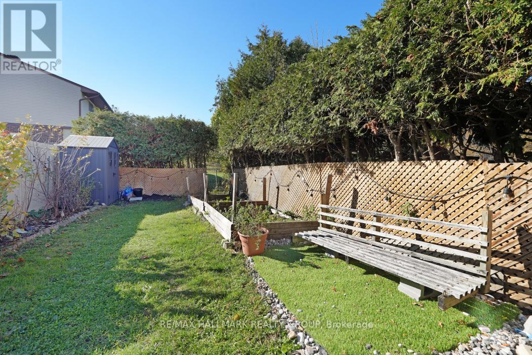 2534 Southvale Crescent