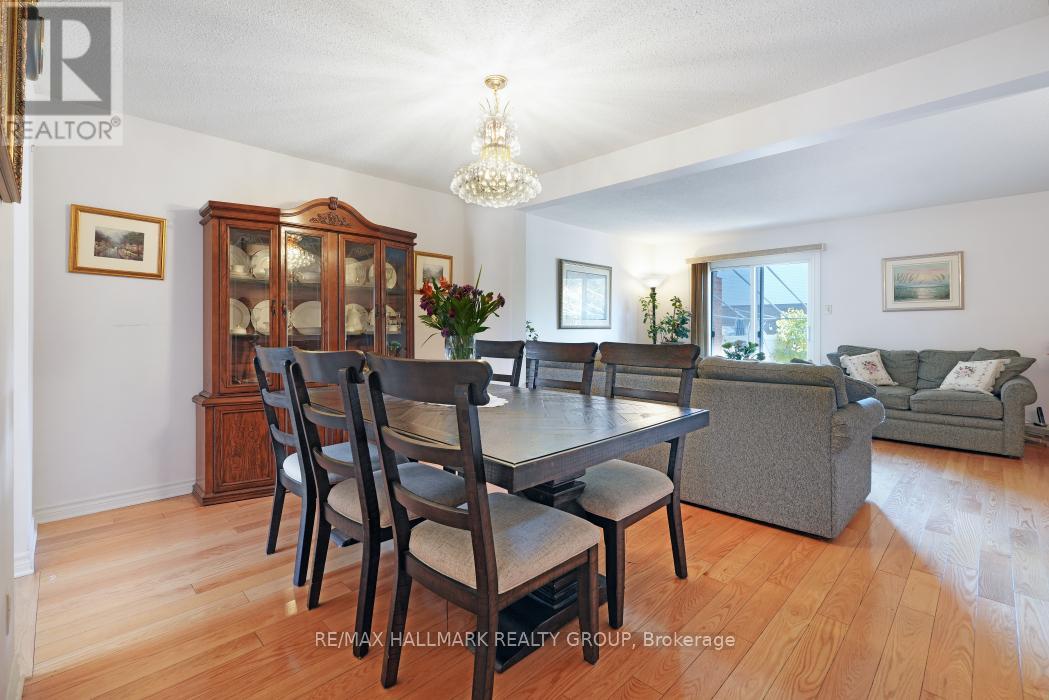 2534 Southvale Crescent