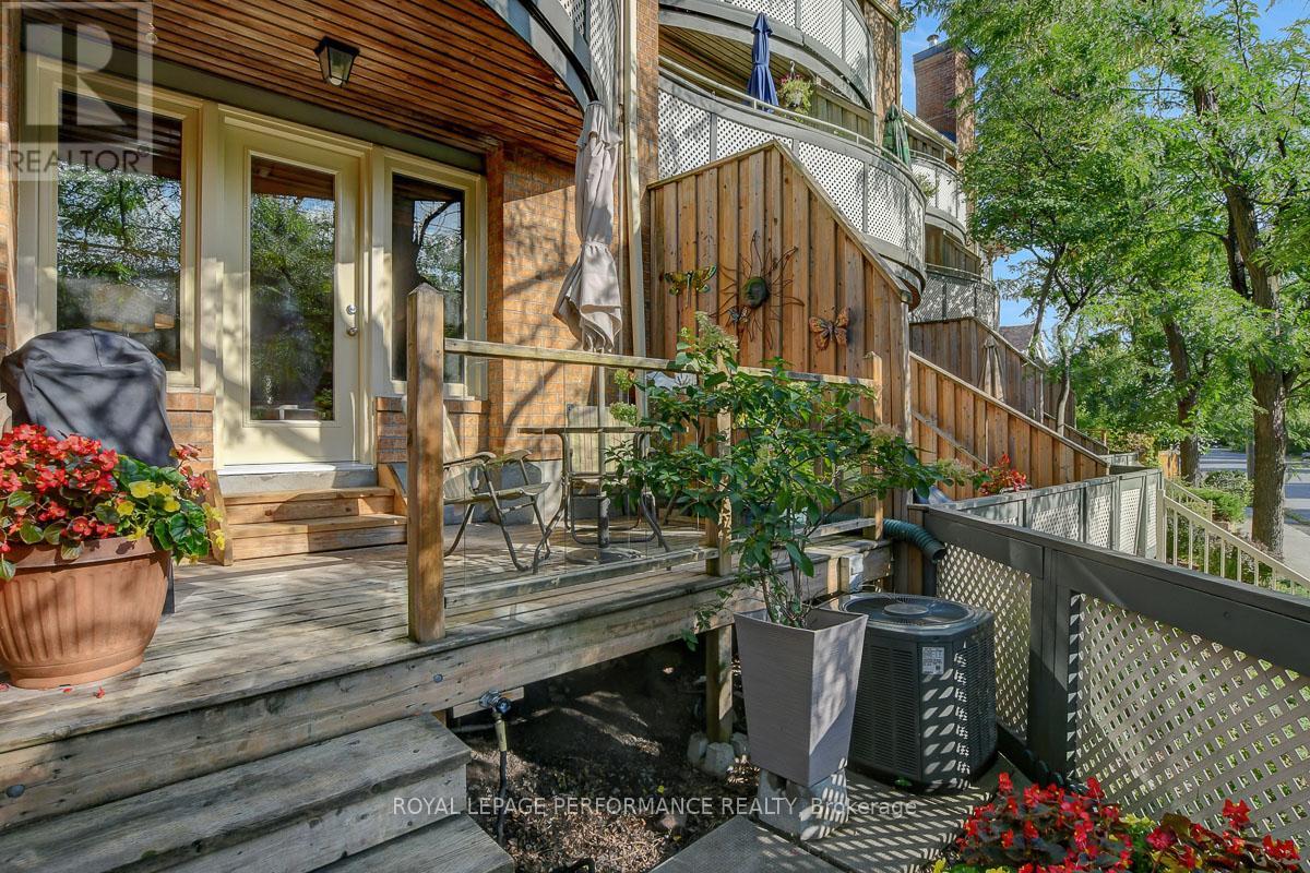 3 - 2 Columbus Avenue