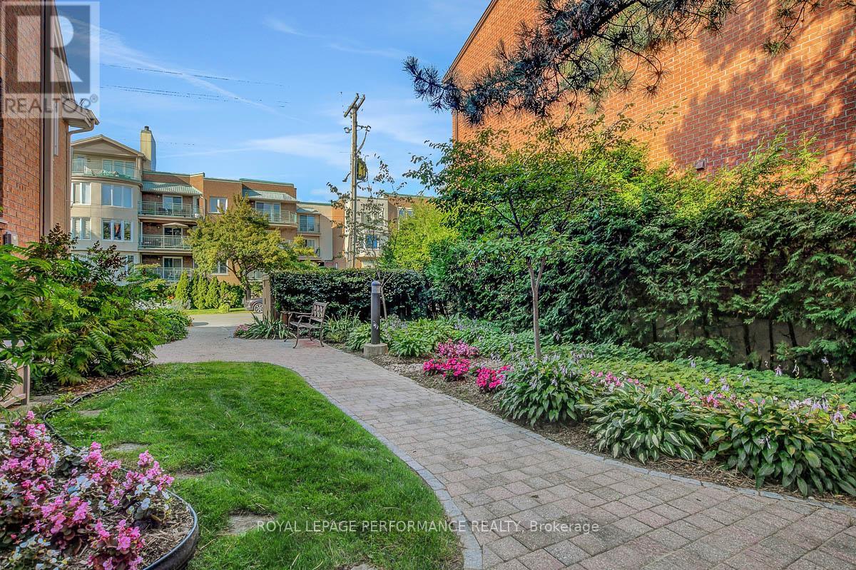 3 - 2 Columbus Avenue