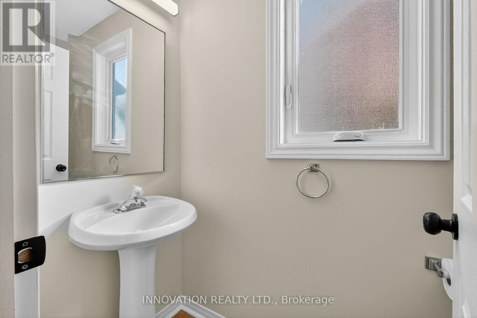 57 Flowertree Crescent