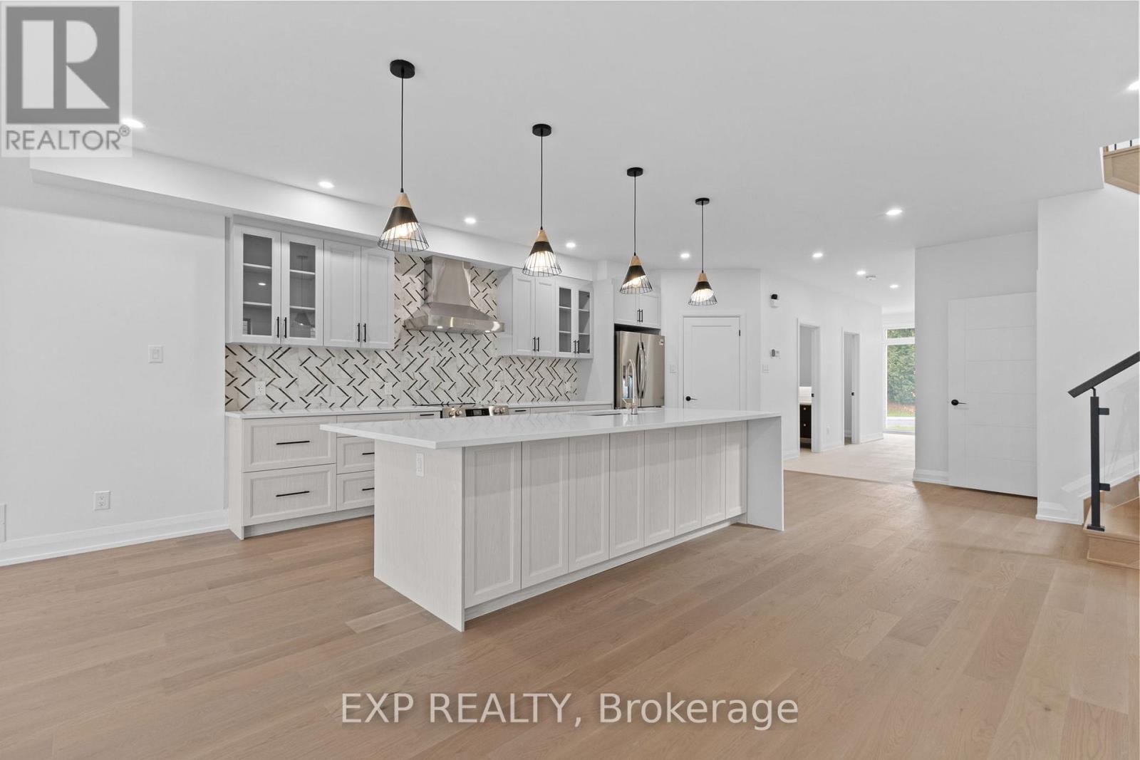 6817 Notre Dame Street