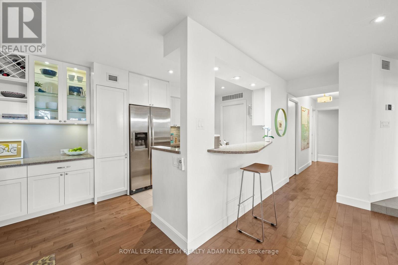 202d - 1 Columbus Avenue