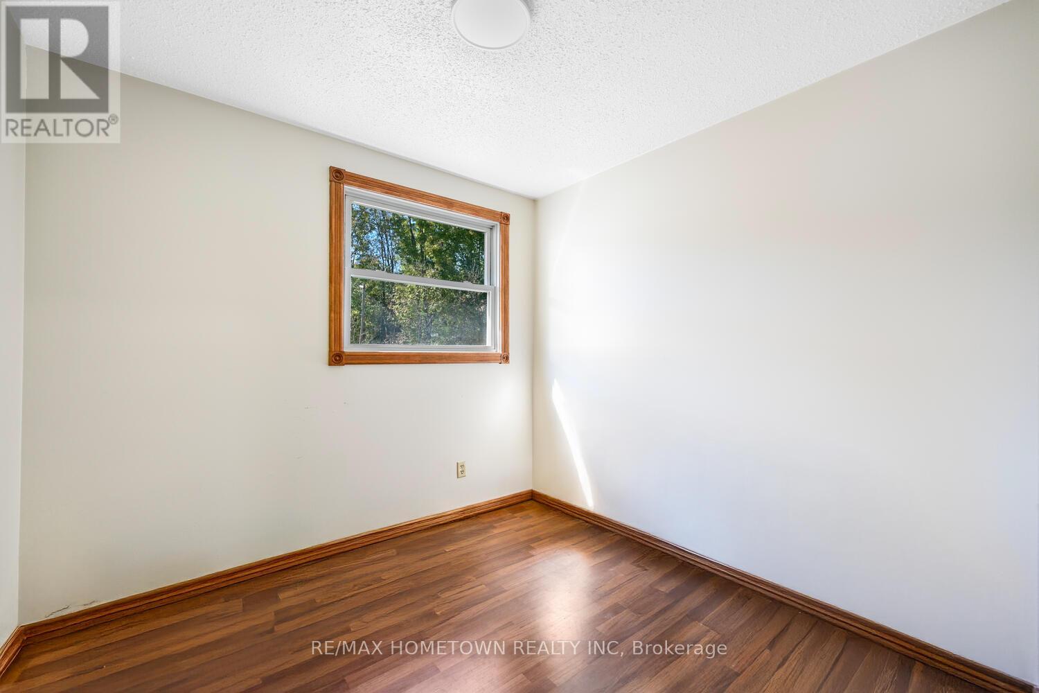 6290 6th Concession Road