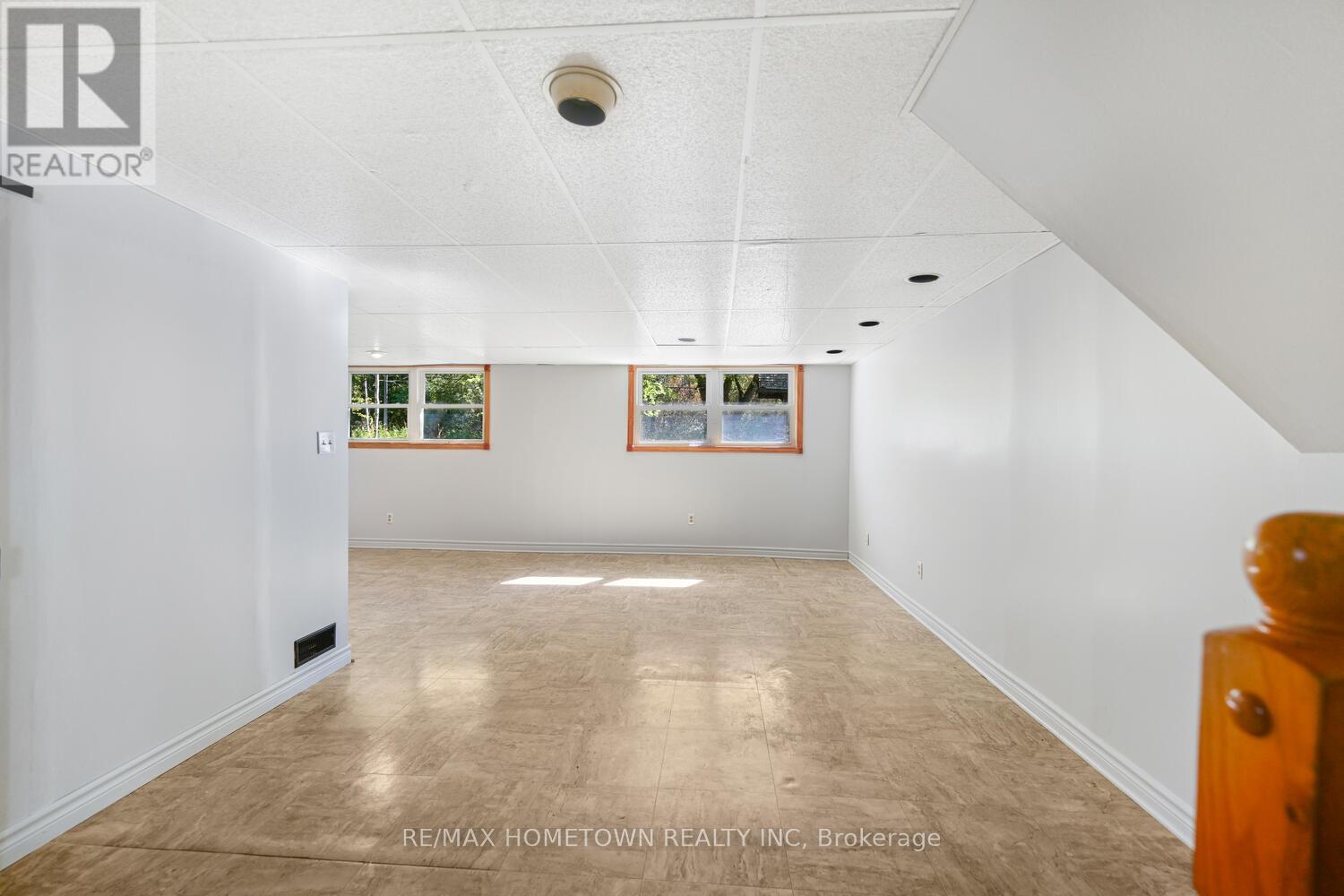 6290 6th Concession Road