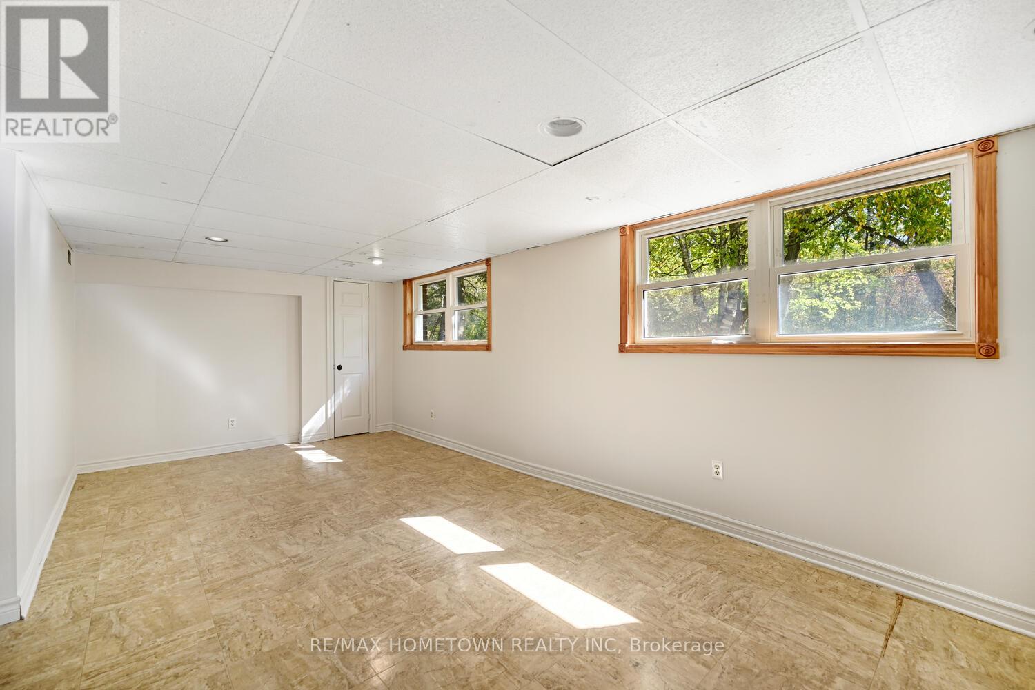 6290 6th Concession Road