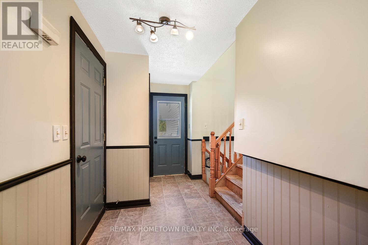 6290 6th Concession Road