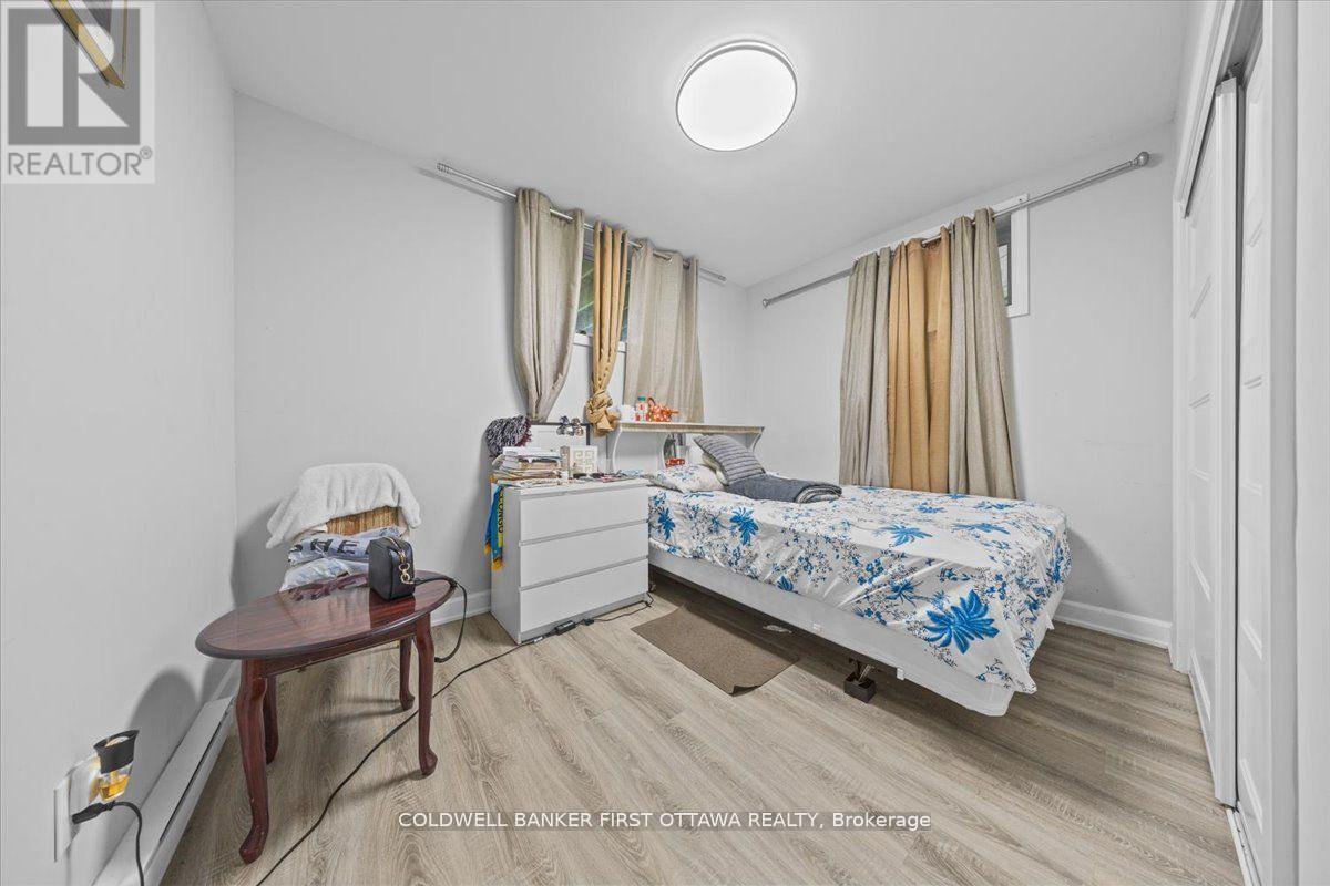 562 Queen Mary Street