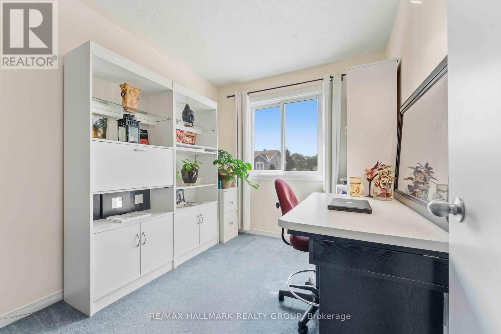 941 Cookshire Crescent