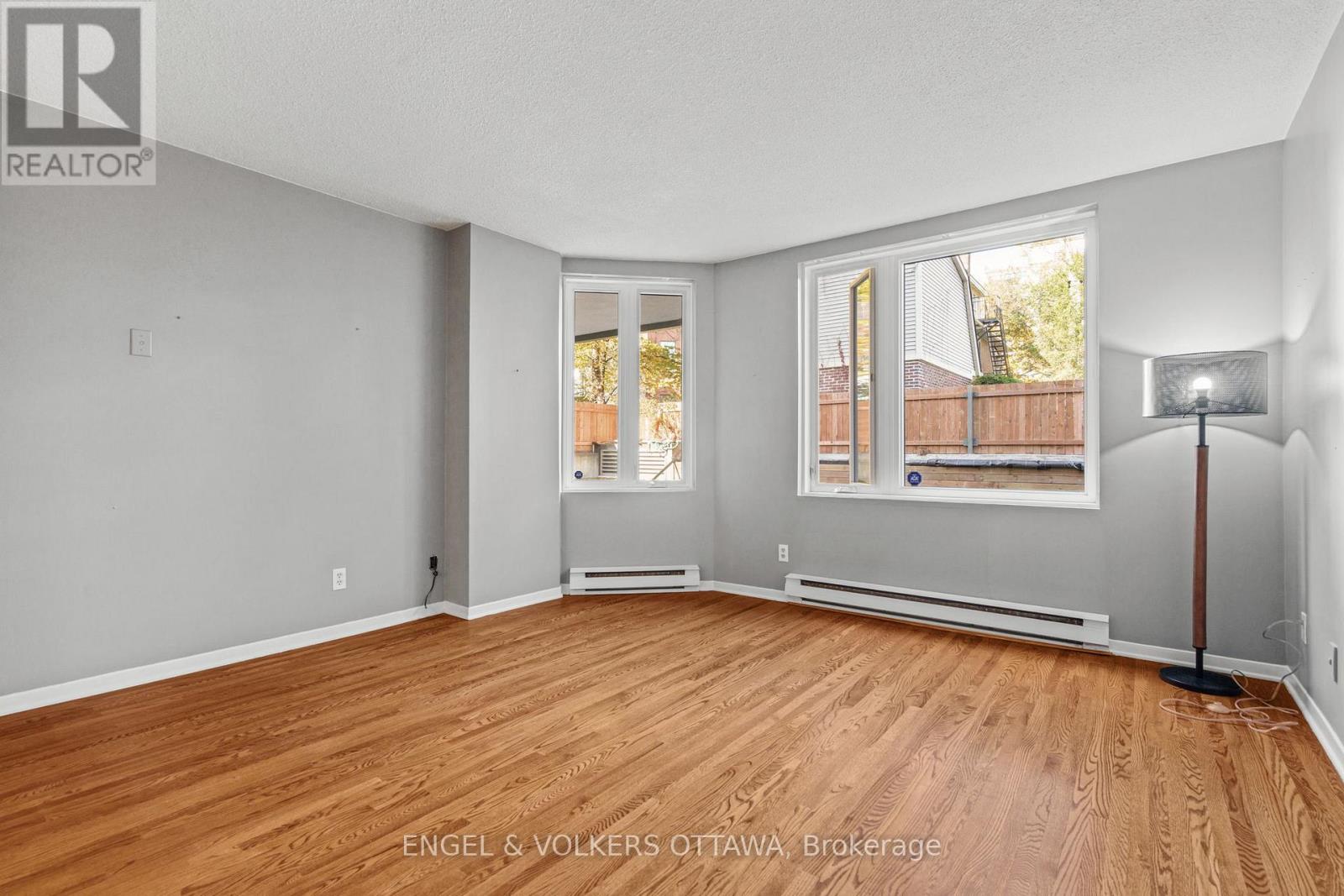 103 - 295 Gilmour Street