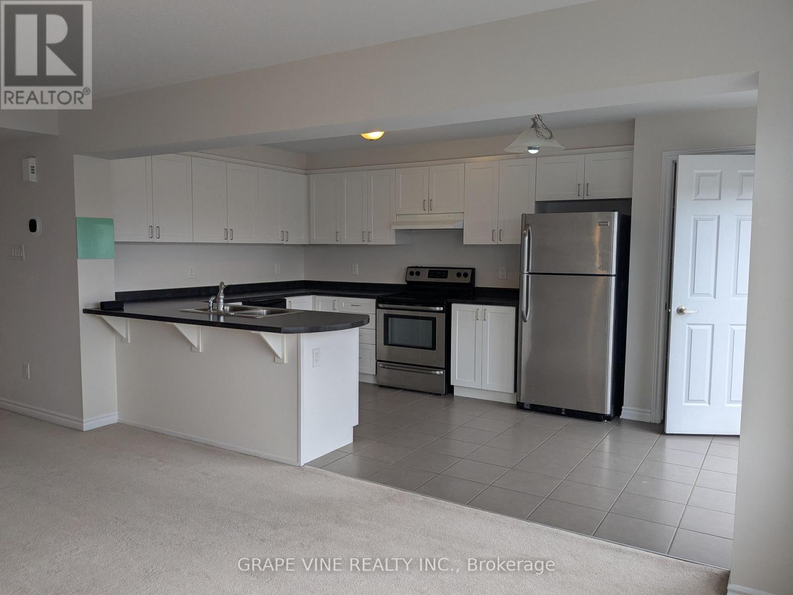 582 Meadowcreek Circle