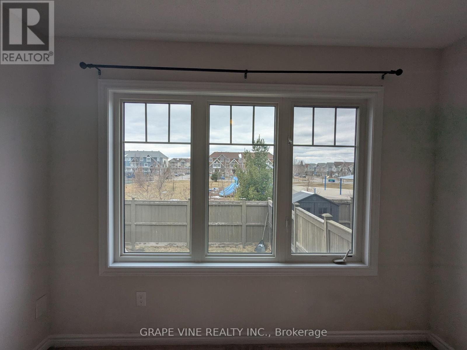 582 Meadowcreek Circle