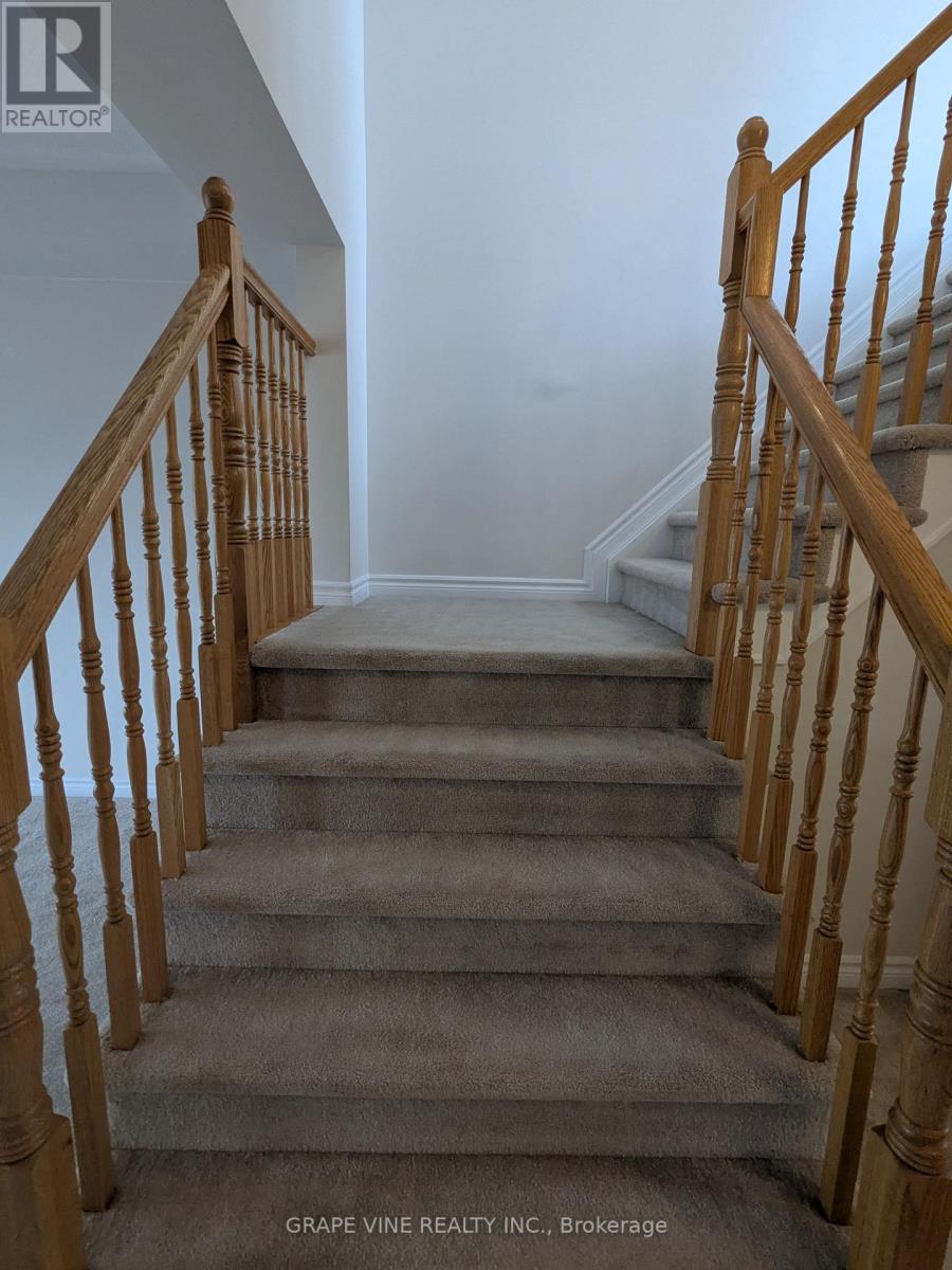 582 Meadowcreek Circle