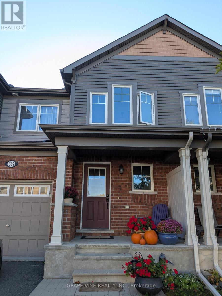 582 Meadowcreek Circle