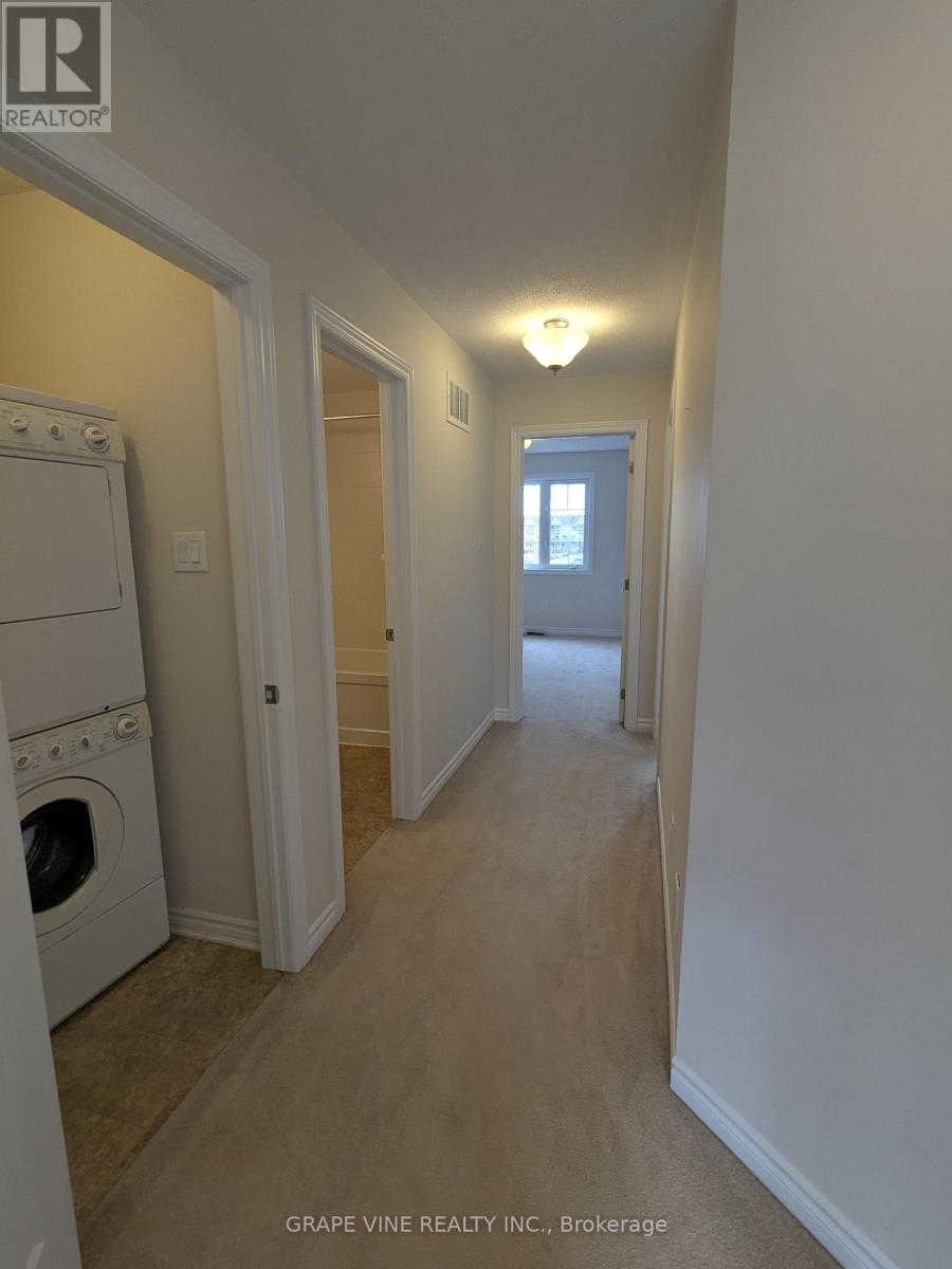 582 Meadowcreek Circle