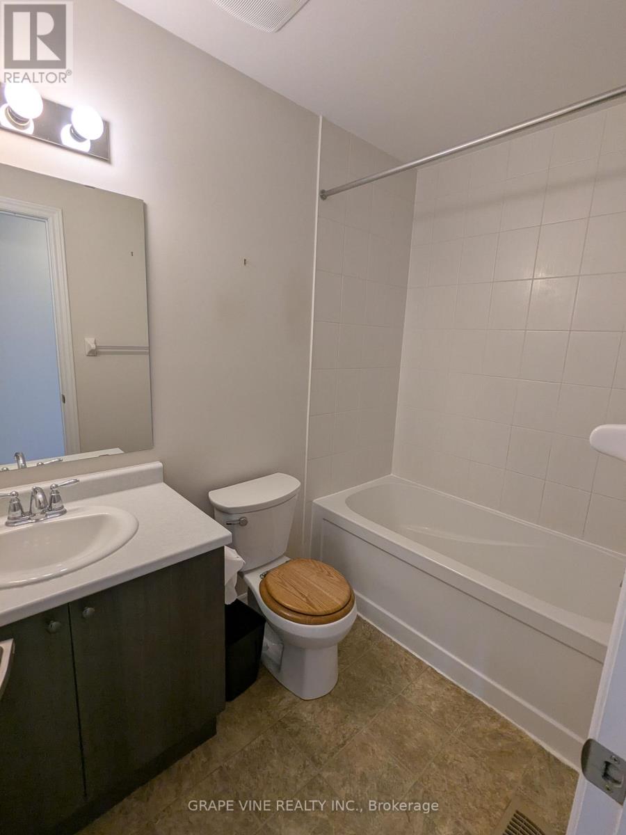 582 Meadowcreek Circle