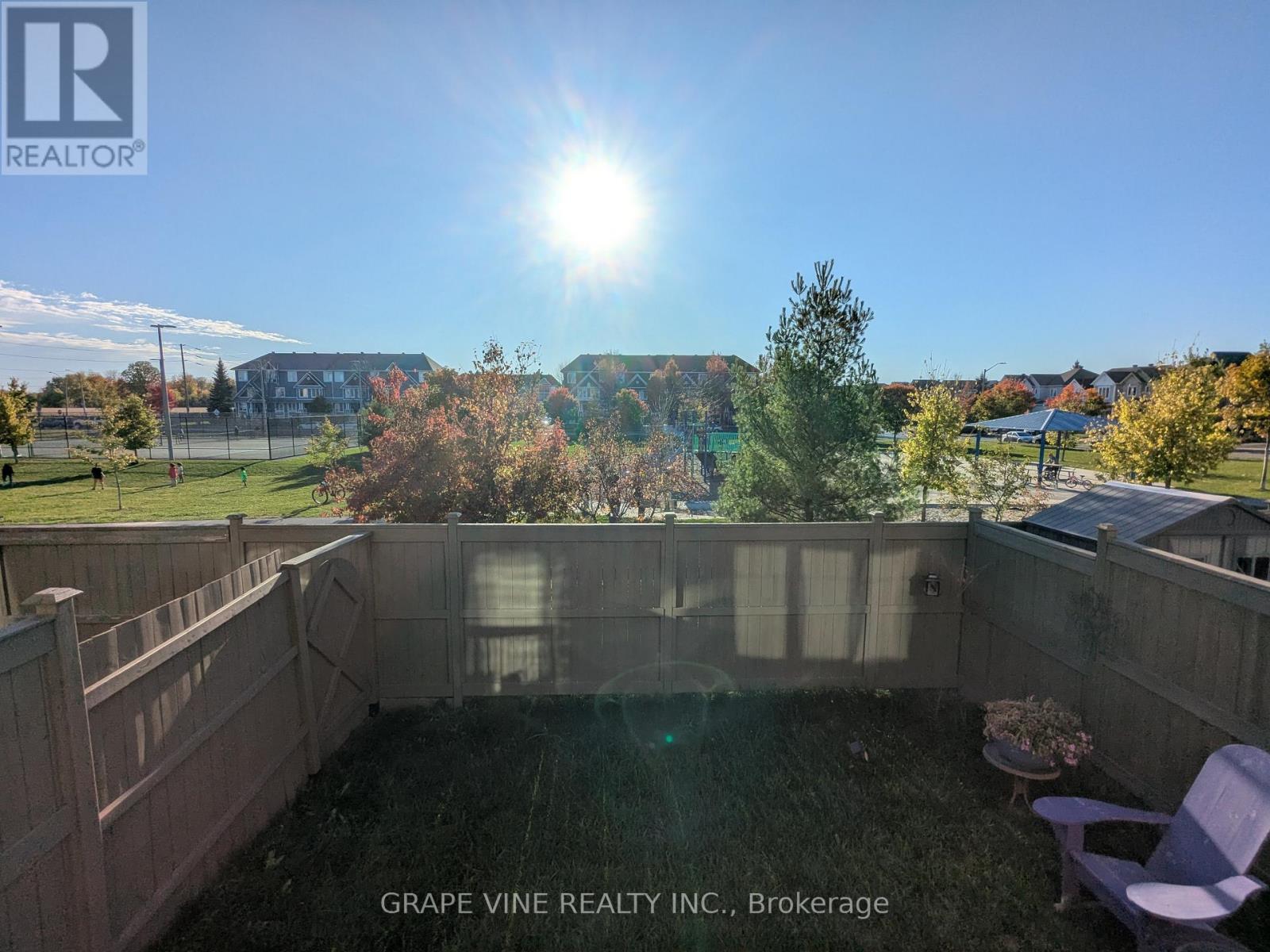 582 Meadowcreek Circle