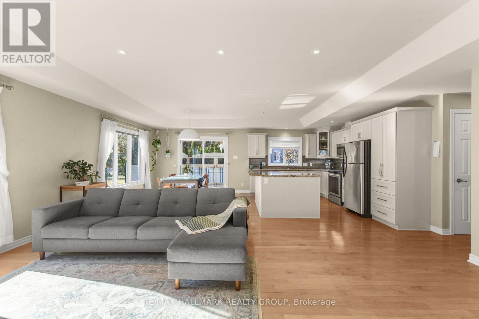 2605 Pierrette Drive