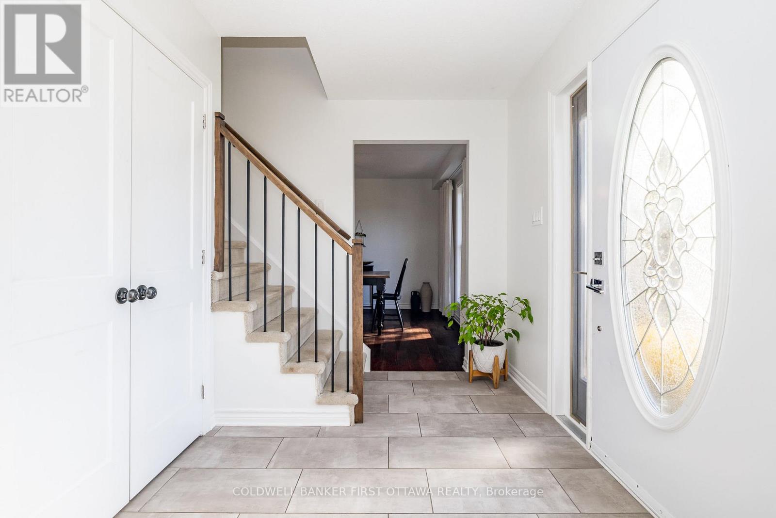 100 Manion Heights Crescent