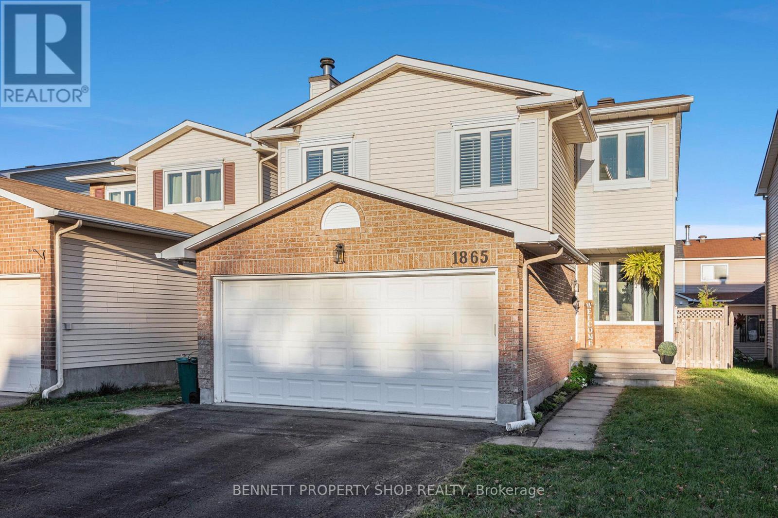 1865 Leclair Crescent