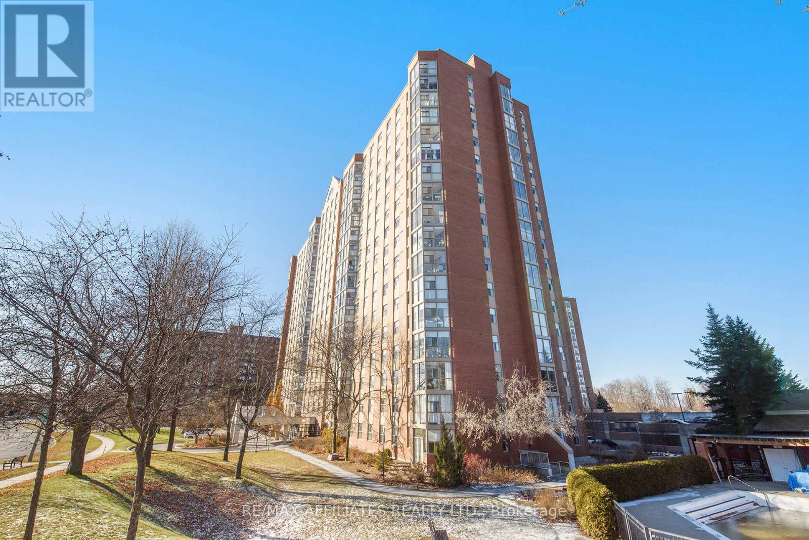 407 - 2760 Carousel Crescent