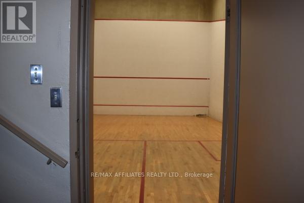 407 - 2760 Carousel Crescent