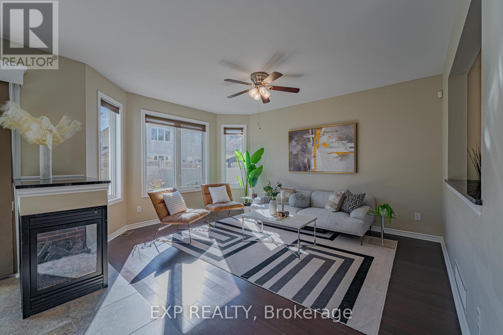 3308 Riverset Crescent