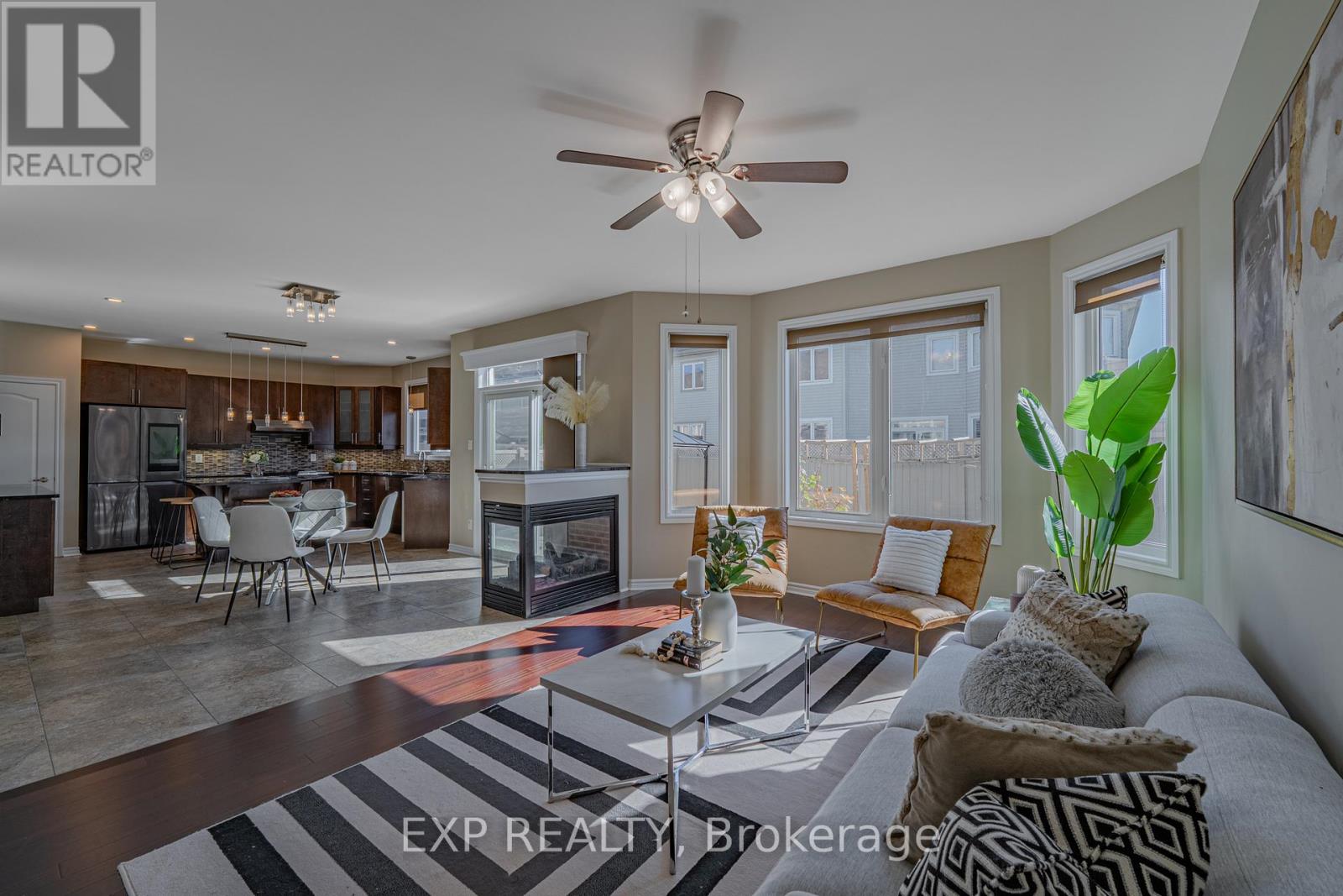 3308 Riverset Crescent