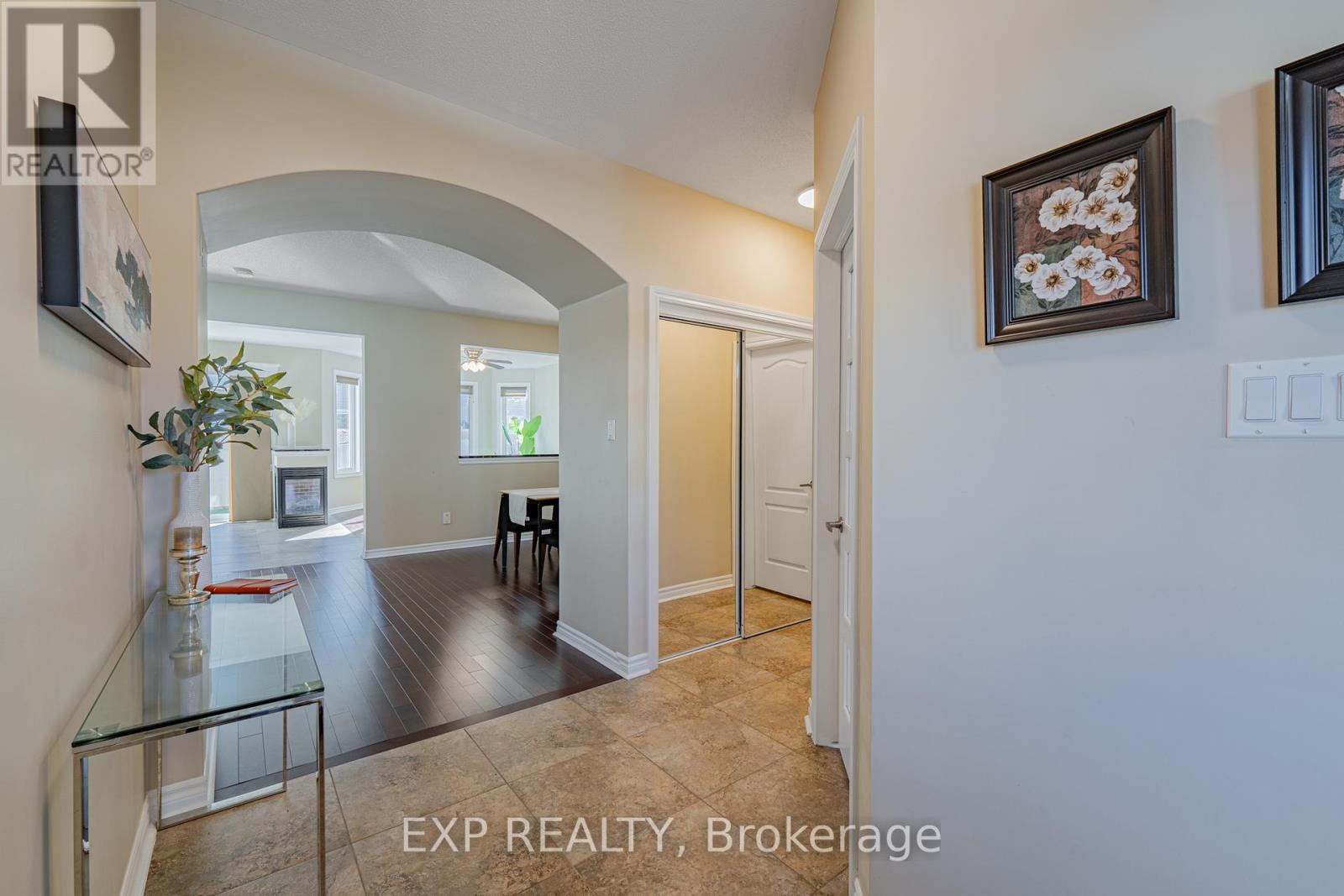 3308 Riverset Crescent