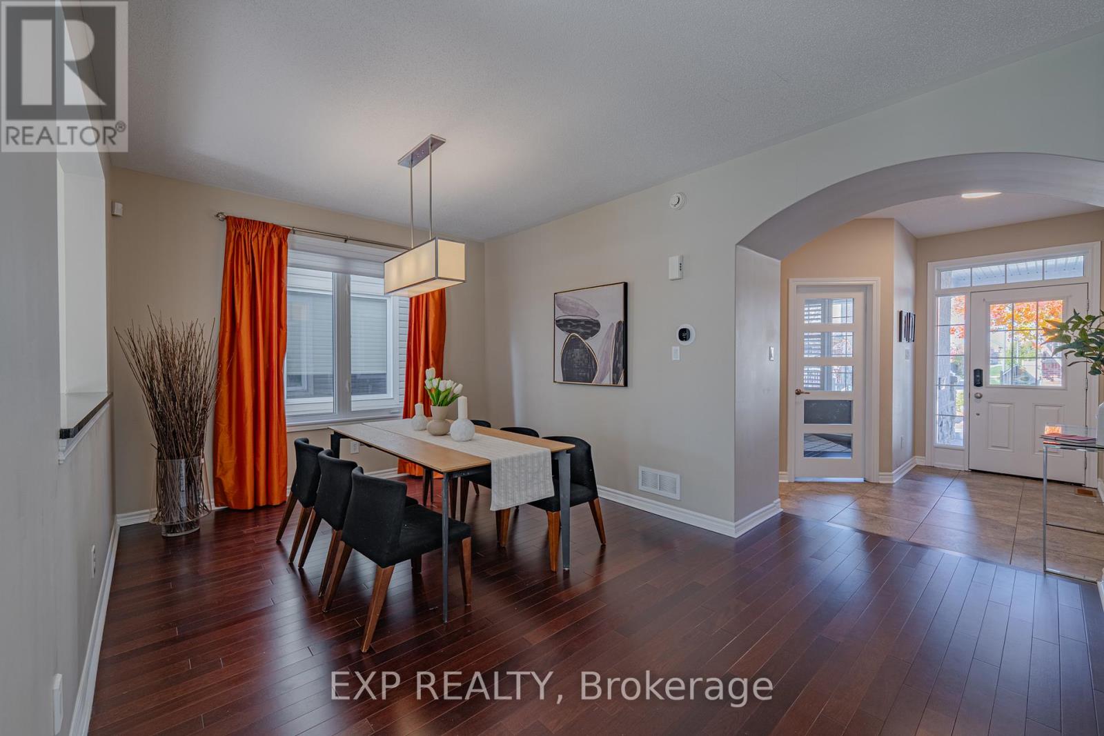 3308 Riverset Crescent