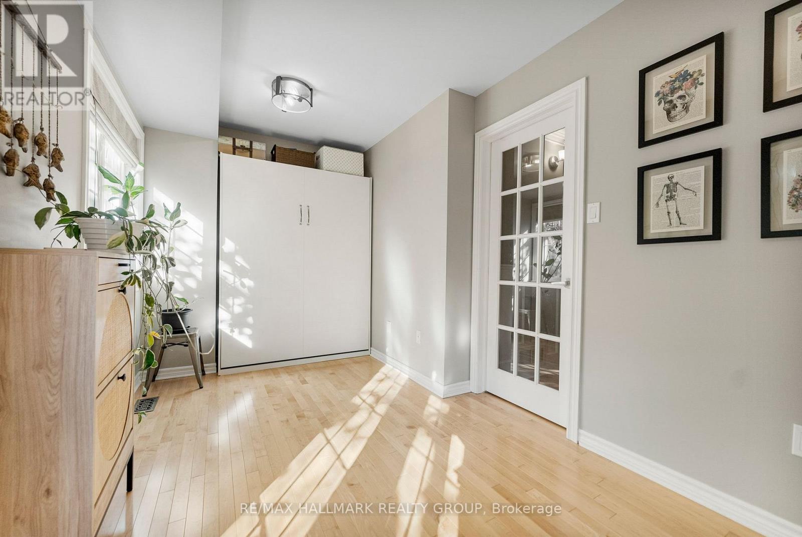 440 Edgeworth Avenue