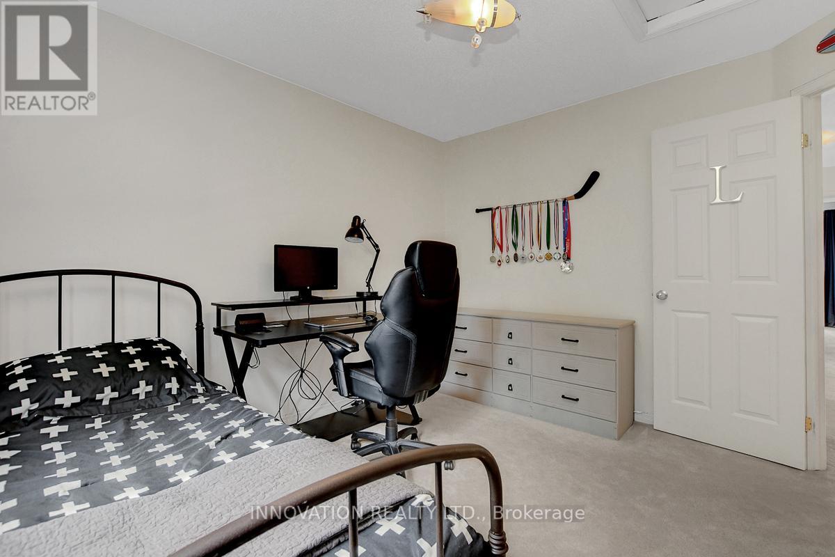 69 Smoketree Crescent